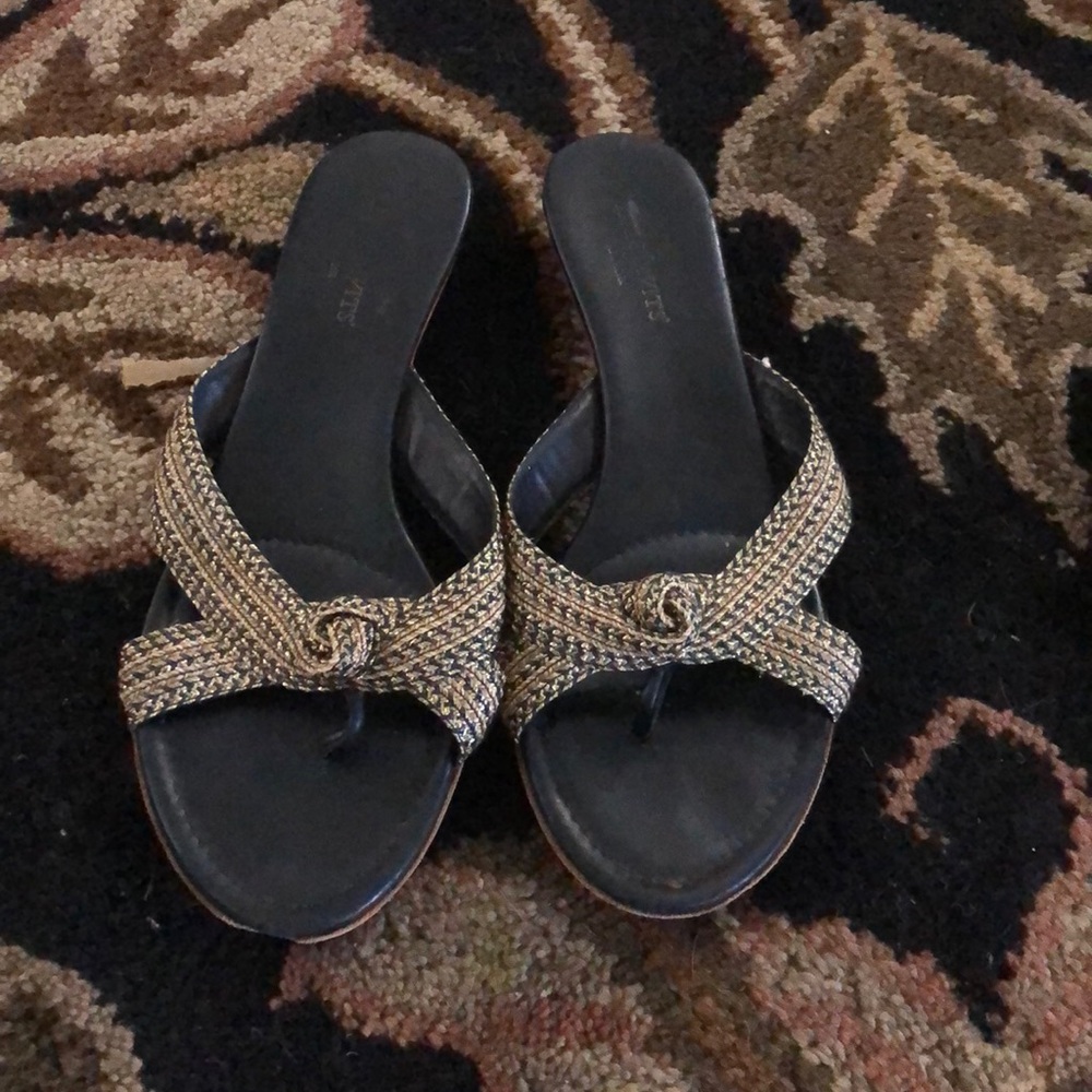 Black sandals
